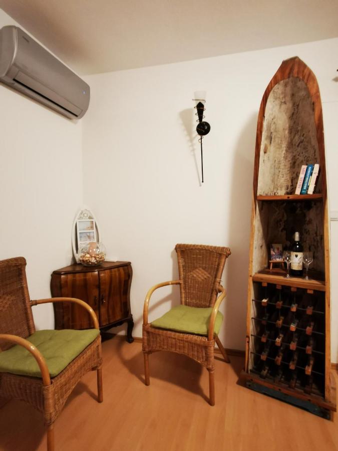 Villa Mala Vala #1 - Seeview - 80 Qm - 2 Sz - 4 Pers Trogir Exterior foto