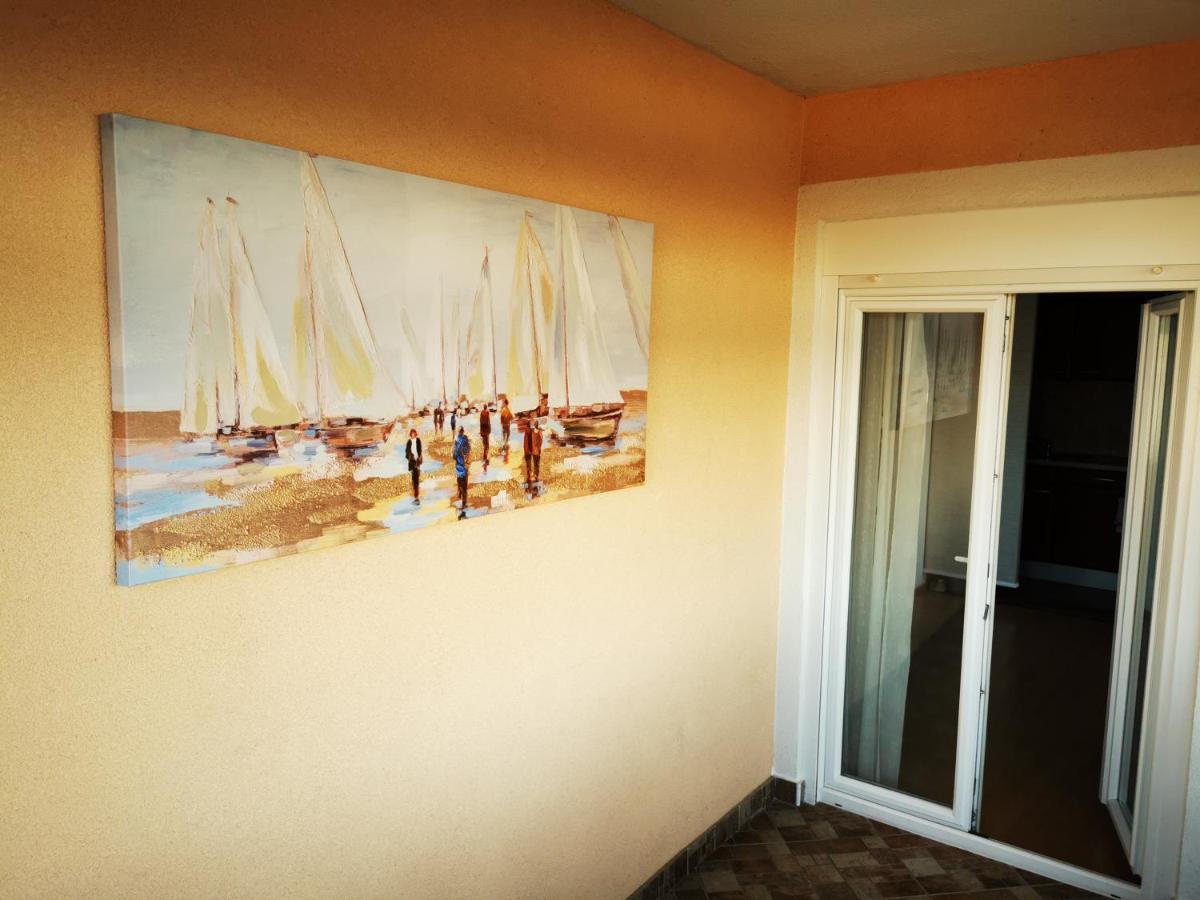 Villa Mala Vala #1 - Seeview - 80 Qm - 2 Sz - 4 Pers Trogir Exterior foto