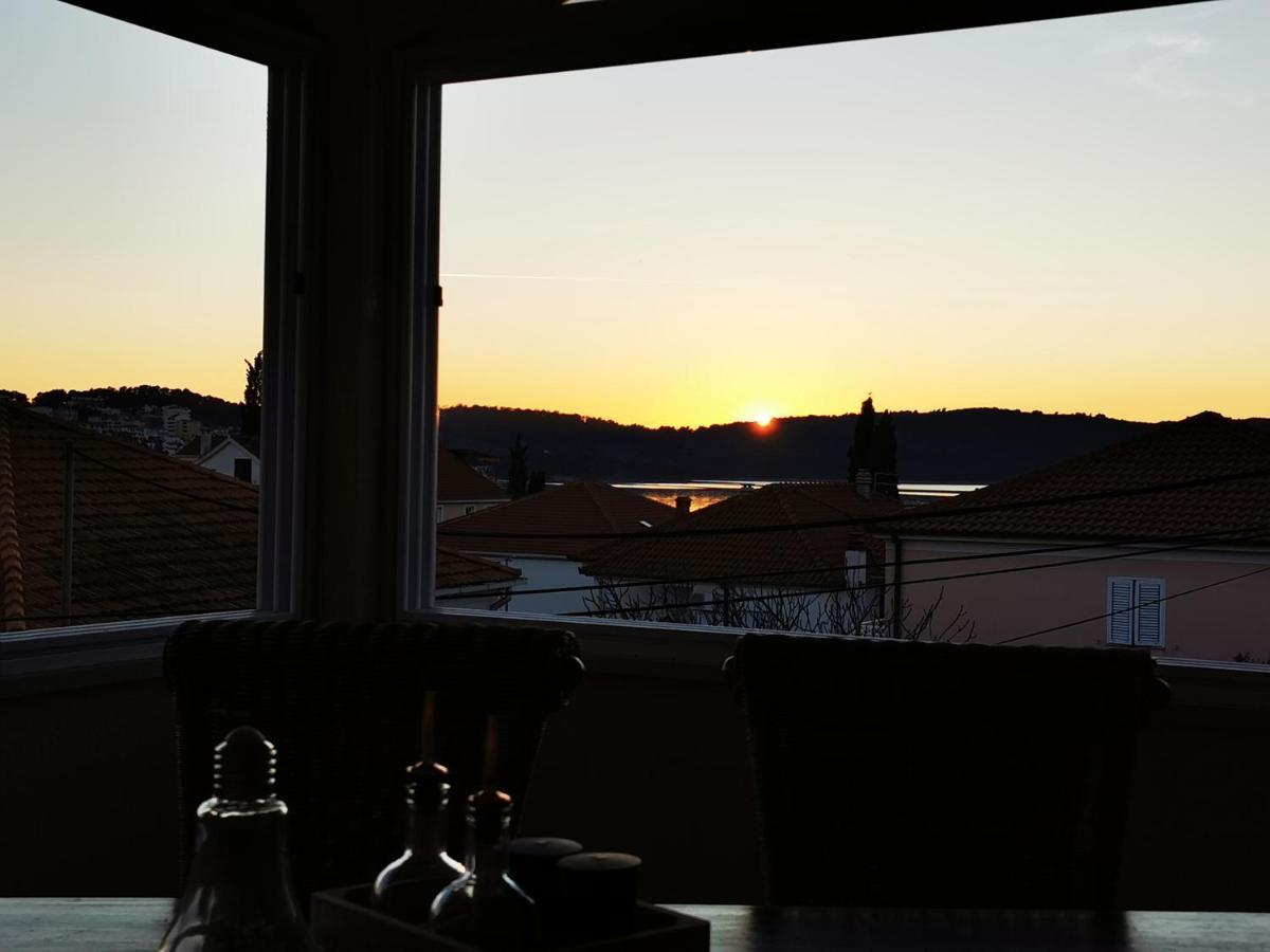 Villa Mala Vala #1 - Seeview - 80 Qm - 2 Sz - 4 Pers Trogir Exterior foto